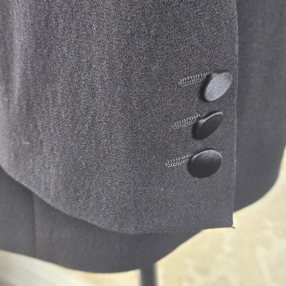 Giorgio Armani Black Label Womens Black Tuxedo Blazer IT 38 US 4 Luxury Designer - Picture 4 of 11